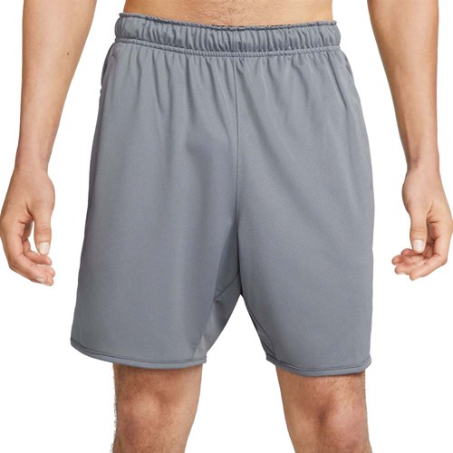 Nike shorts herre