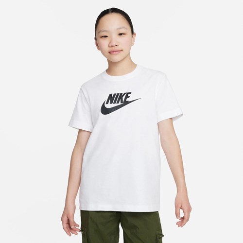 Nike tee junior